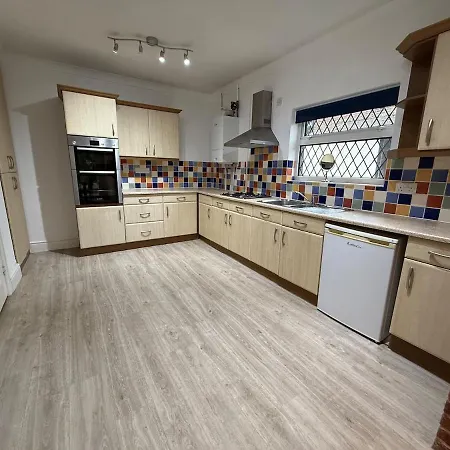 Bright & Cozy Countryside 펜션 *